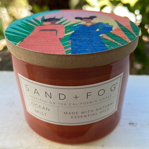 Ocean Mist Scented Candle - Picture 11 of 13